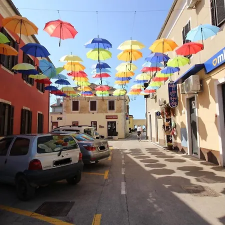 Gianna 2, 600 M From The Apartamento *