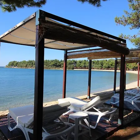 Gianna 2, 600 M From The * Novigrad Istria