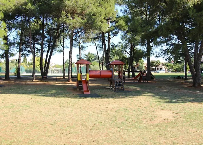 Gianna 2, 600 M From The Novigrad Istria