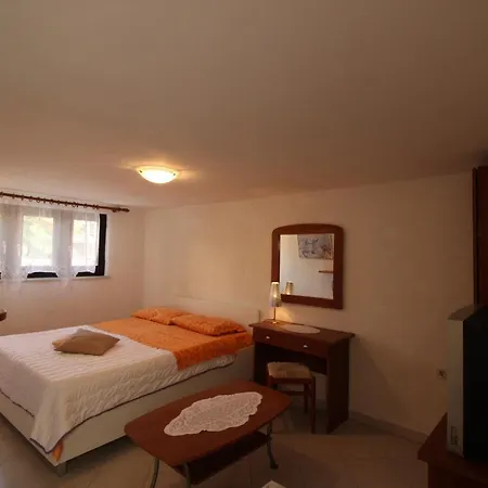 Gianna 2, 600 M From The