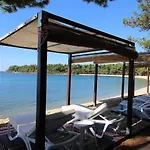 Gianna 2, 600 M From The * Novigrad Istria